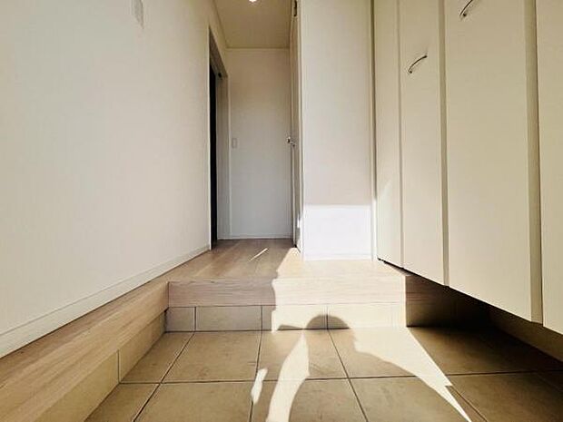 いつも気持ちよくご家族を迎えられる玄関です。