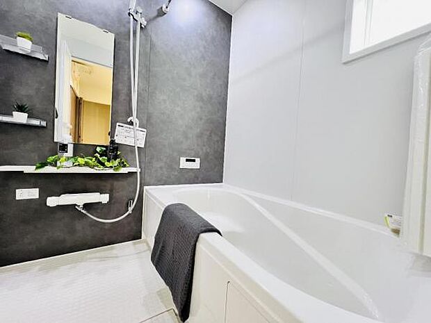 お風呂でほっとひといき。1日の疲れを癒しましょう。