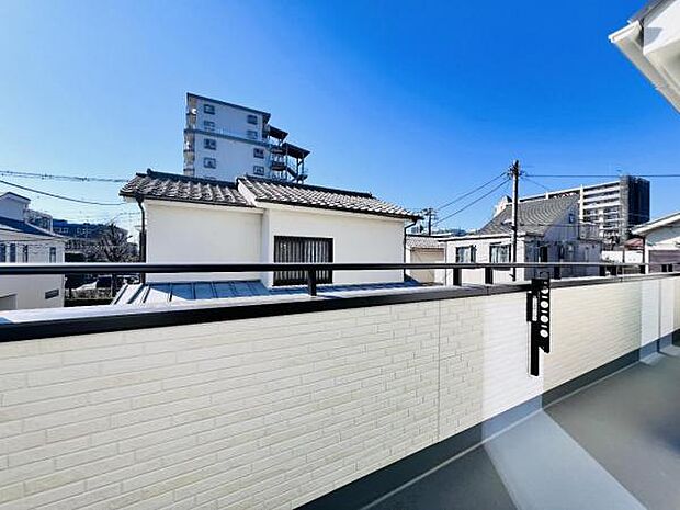 お洗濯ものを気持ち良く太陽の光で干せるのが嬉しいですね。