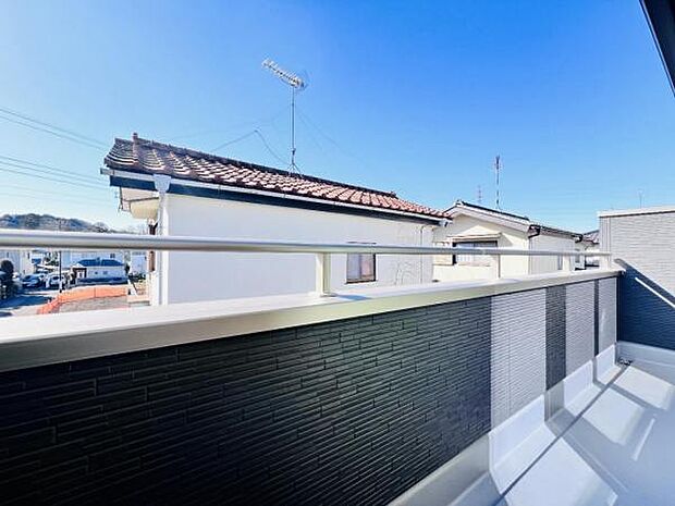 お洗濯ものを気持ち良く太陽の光で干せるのが嬉しいですね。