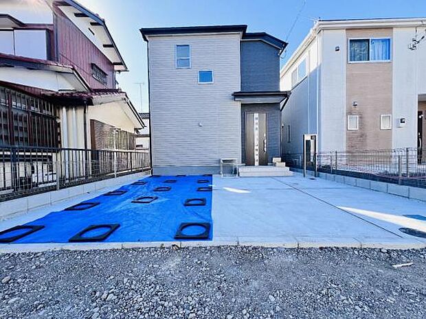 駐車場ももちろん完備しておりますのでお車所有の方にも心強いです。