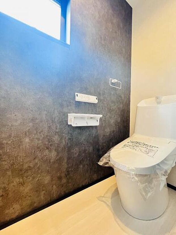 ほっと安らげるトイレ空間です。