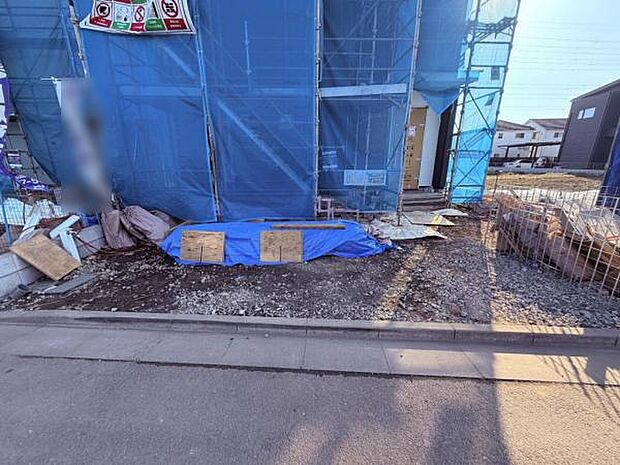 駐車場ももちろん完備しておりますのでお車所有の方にも心強いです。