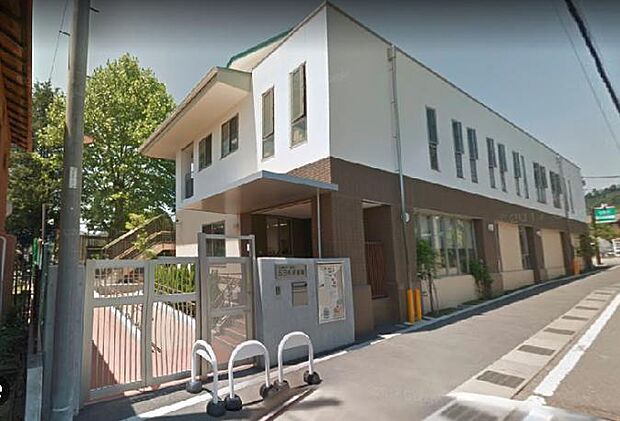 五日市保育園まで約640m(徒歩8分)