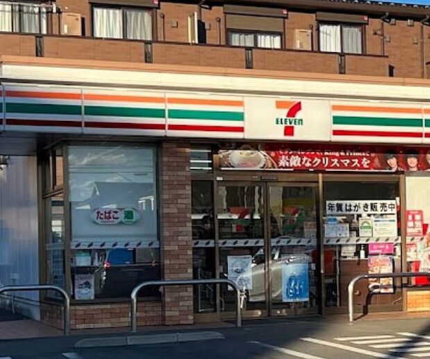 セブン-イレブン 武蔵村山岸店まで約770m（徒歩10分）