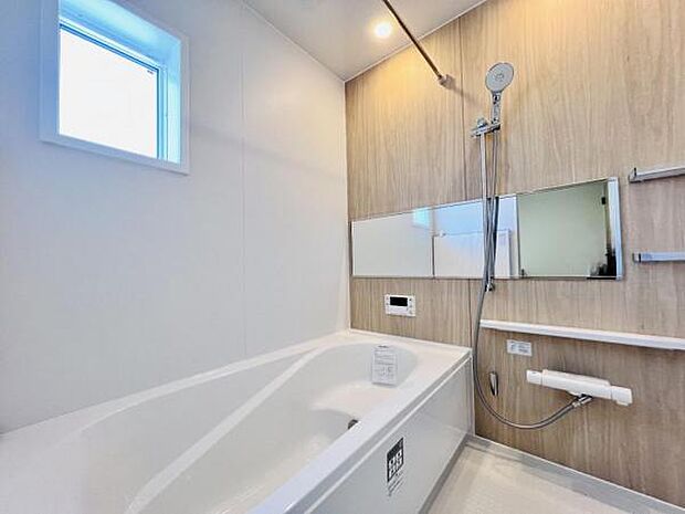 お風呂でほっとひといき。1日の疲れを癒しましょう。