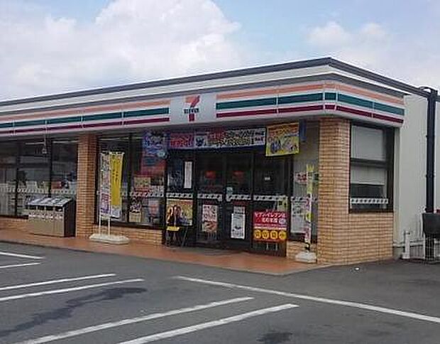 セブン-イレブン あきる野伊奈店まで約350m（徒歩5分）