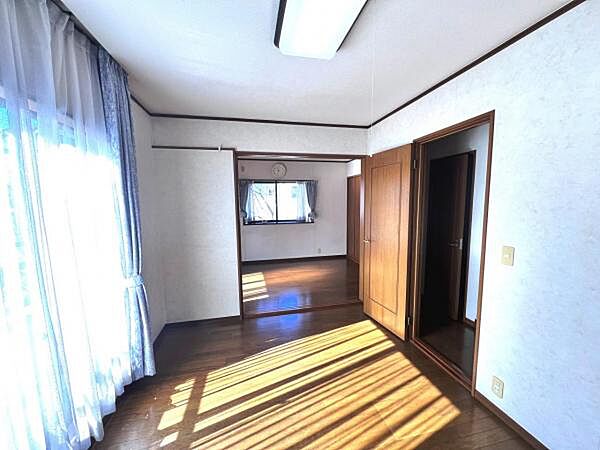 子供部屋にもちょうど良い大きさのお部屋です。