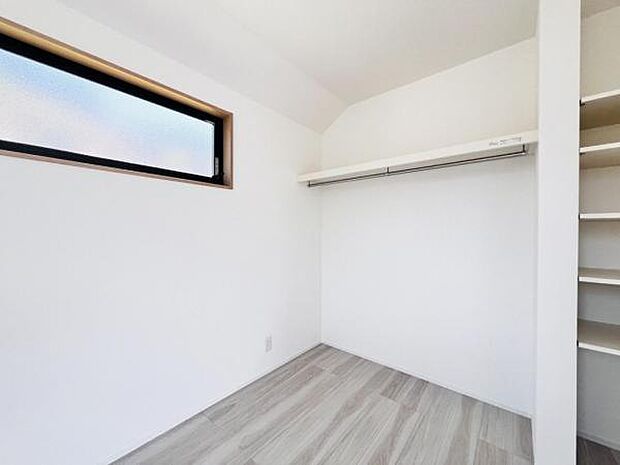 子供部屋にもちょうど良い大きさのお部屋です。