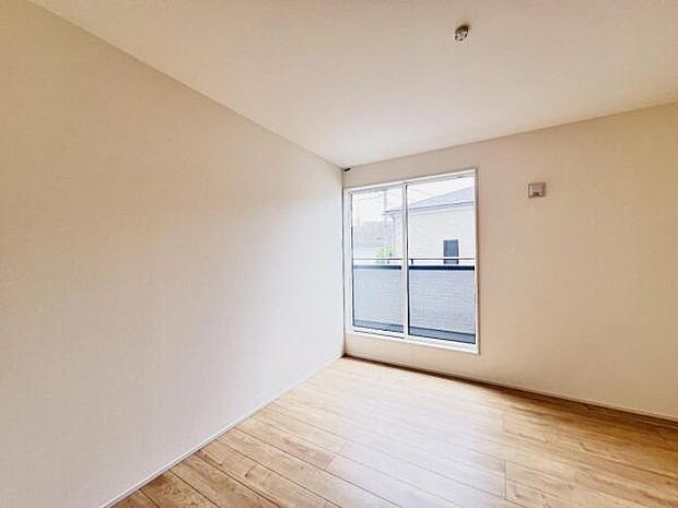 子供部屋にもちょうど良い大きさのお部屋です。