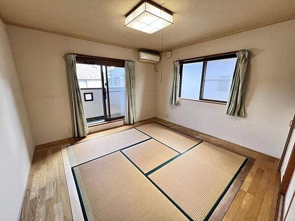 子供部屋にもちょうど良い大きさのお部屋です。
