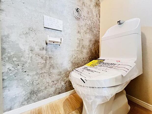 ほっと安らげるトイレ空間です。