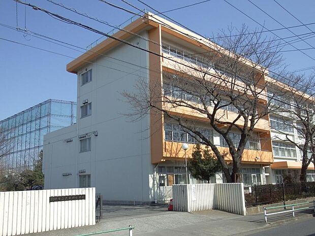 羽村市立武蔵野小学校まで約640m（徒歩8分）