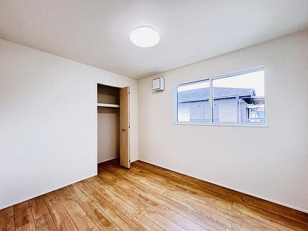 子供部屋にもちょうど良い大きさのお部屋です。