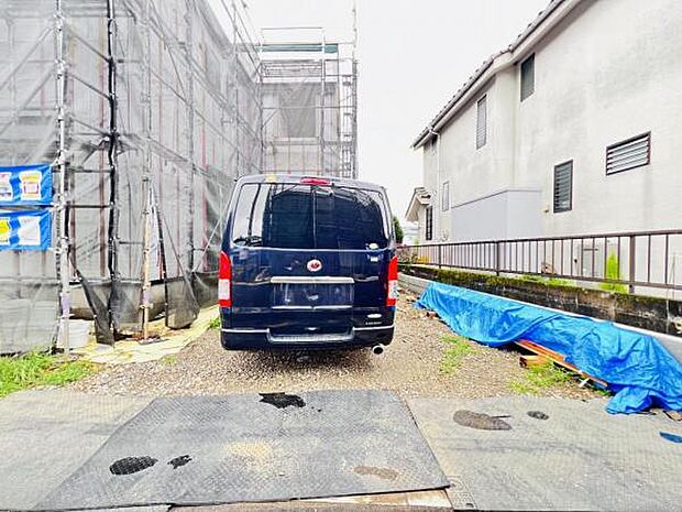 駐車場ももちろん完備しておりますのでお車所有の方にも心強いです。