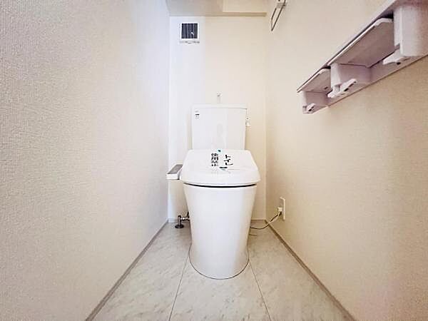 ほっと安らげるトイレ空間です。