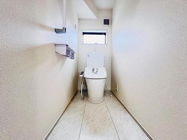 ほっと安らげるトイレ空間です。
