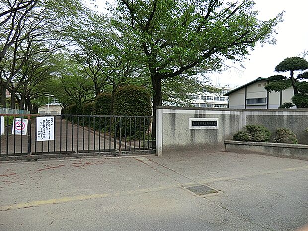 あきる野市立西中学校まで約1500m(徒歩19分)