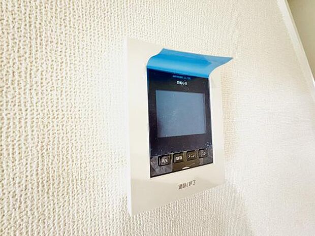 訪問者を確認できるTVモニター付きインターフォンです。