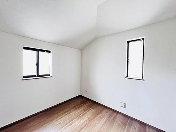 子供部屋にもちょうど良い大きさのお部屋です。