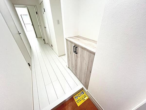 いつも気持ちよくご家族を迎えられる玄関です。