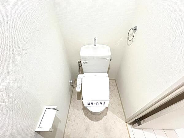 ほっと安らげるトイレ空間です。