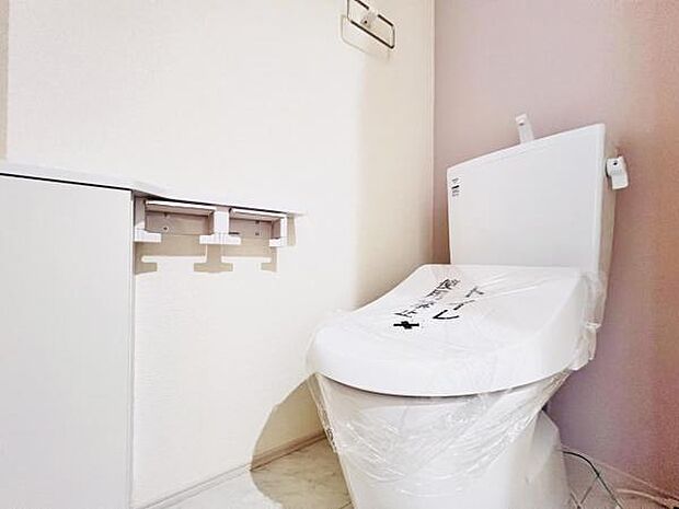 ほっと安らげるトイレ空間です。
