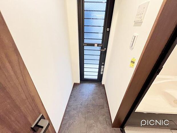 脱衣所は小さなお子様がいるご家庭にも重宝されます。