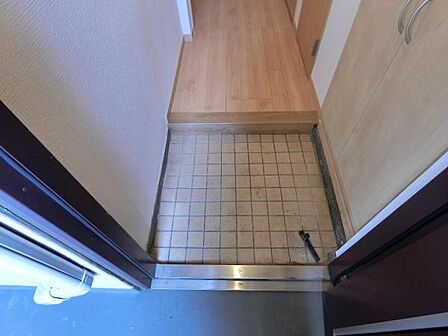 いつも気持ちよくご家族を迎えられる玄関です。
