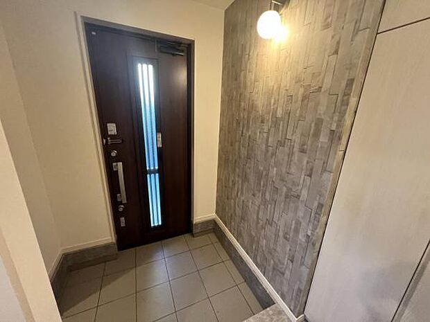 いつも気持ちよくご家族を迎えられる玄関です。