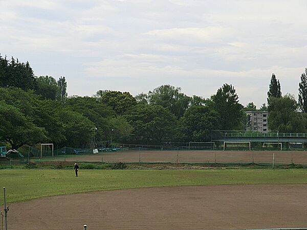 白山公園まで約1030m（徒歩13分）