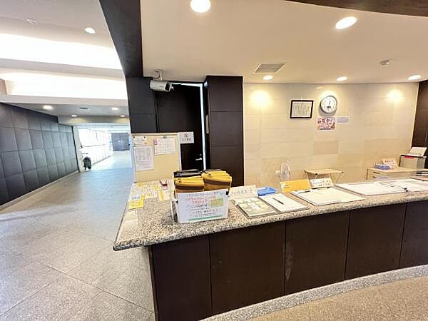 マンションには受付がありますのでセキュリティ面も安心ですね