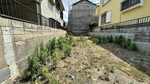 現況更地ですので、すぐに建築可能です。