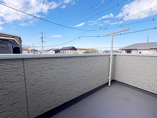 お洗濯ものを気持ち良く太陽の光で干せるのが嬉しいですね。