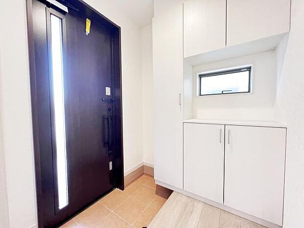 いつも気持ちよくご家族を迎えられる玄関です。