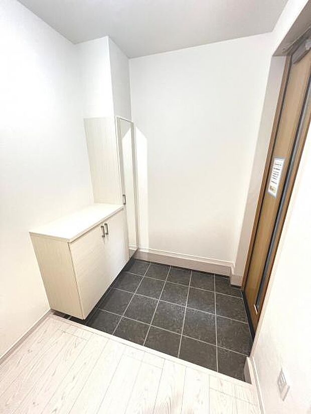 いつも気持ちよくご家族を迎えられる玄関です。