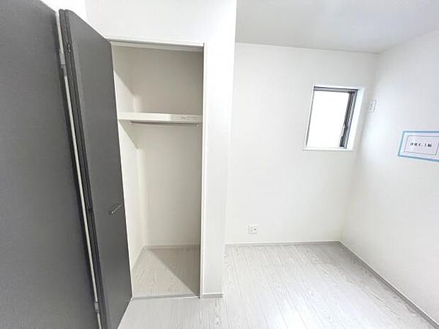 子供部屋や趣味の部屋など用途に合わせてお使いいただけます。