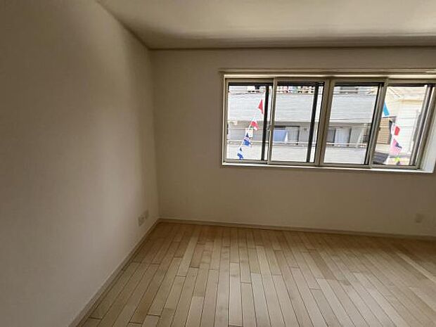 リビングダイニングになりますご家族そろっての素敵な空間になりそうですね暖かな日差しが差し込むリビング