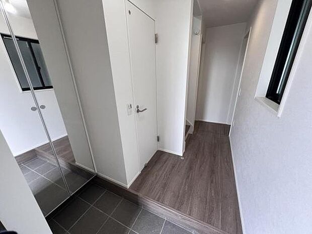 いつも気持ちよくご家族を迎えられる玄関です。