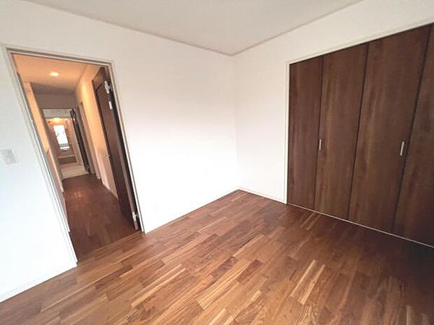 子供部屋や趣味の部屋など用途に合わせてお使いいただけます。