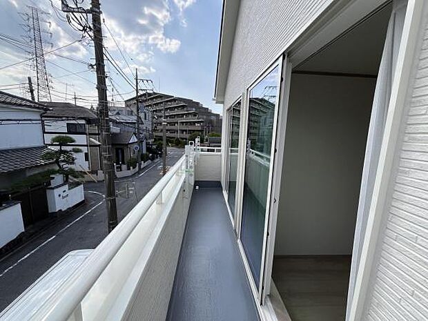 お洗濯ものを気持ち良く太陽の光で干せるのが嬉しいですね。