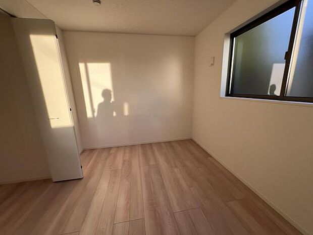 子供部屋にもちょうど良い大きさのお部屋です子供部屋や趣味の部屋など用途に合わせてお使いいただけます。