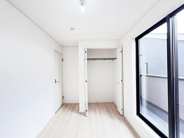 子供部屋にもちょうど良い大きさのお部屋です。