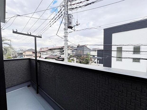 お洗濯ものを気持ち良く太陽の光で干せるのが嬉しいですね。