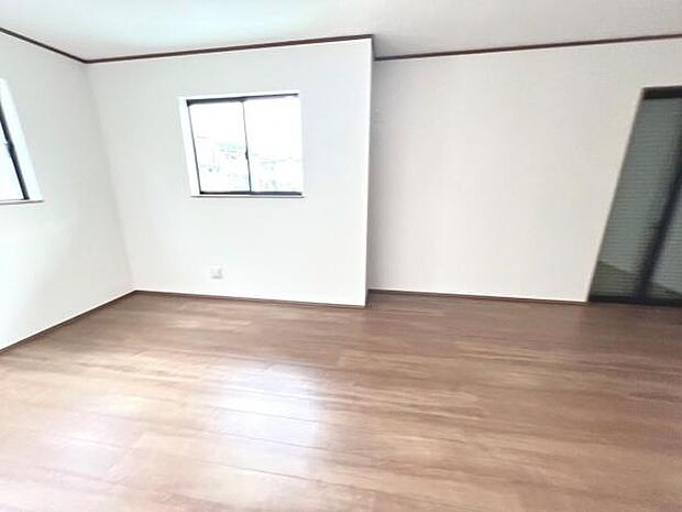 ご家族が集うLDKは約16.5帖の広さ、団らんの空間です。