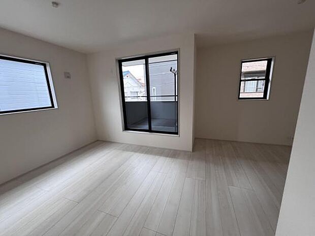 リビングダイニングになりますご家族そろっての素敵な空間になりそうですね暖かな日差しが差し込むリビング