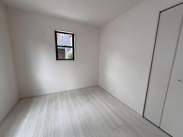 子供部屋にもちょうど良い大きさのお部屋です子供部屋や趣味の部屋など用途に合わせてお使いいただけます。