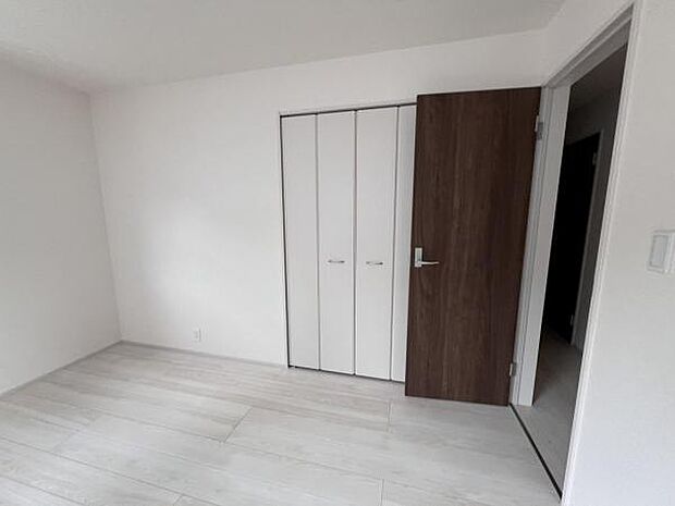 いつでもお部屋をスッキリお使い頂ける収納スペースを設置中の物を確認しやすく取り出しやすい収納スペース