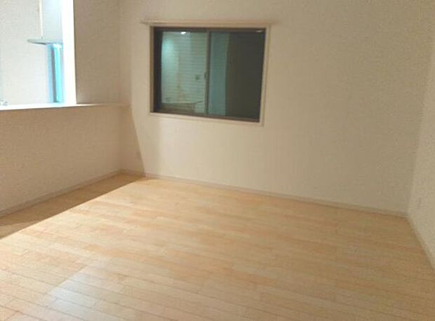 ご家族の温かい時間を演出するダイニングスペースです。