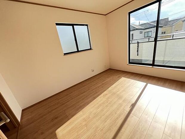 子供部屋にもちょうど良い大きさのお部屋です子供部屋や趣味の部屋など用途に合わせてお使いいただけます。